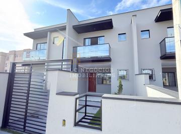 Casa · 115m² · 2 Quartos · 2 Vagas · Sobrado à venda no bairro Sertão do Maruim - São José/SC