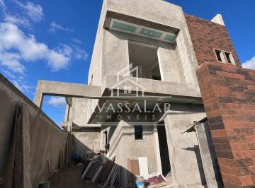 Casa · 131m² · 3 Quartos · 1 Vaga · Sobrado com 3 dormitórios, suíte e terraço à venda - Sítio Cercado | Curitiba PR