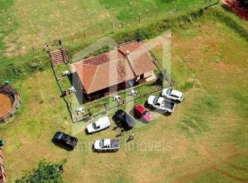 Rural · 400m² · 3 Quartos · 10 Vagas · Fazenda / Sítio para venda em Recreio Campestre Idanorma de 400.00m² com 3 Quartos e 10 Garagens