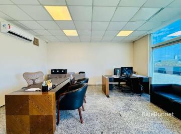 Comercial · 42m² · 1 Vaga · Sala Comercial para alugar em Anhangabaú de 42.00m² com 1 Garagem