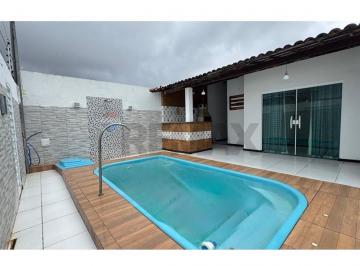 Casa · 200m² · 3 Quartos · Casa na Aruana- Piscina - 3 quartos