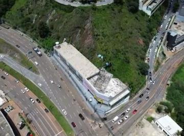 Imagem 1 · Loja-Salão para aluguel em Santa Lúcia, Belo Horizonte