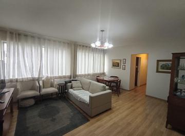 1602ffe874f50d00bf4905dd389edf53a7c59aeb · Apartamento no Centro de Florianópolis com 3 quartos para Alugar.