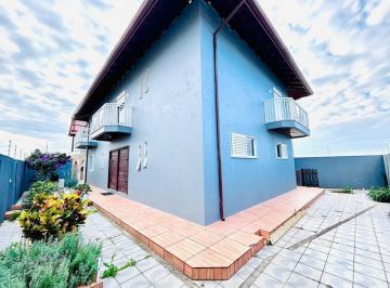 a9baa1f762c0cf664a1815fc17171021ee5fabcb · Casa pé na Areia para alugar com 3 quartos em Florianópolis.
