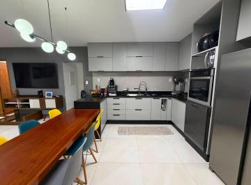 Apartamento · 225m² · 4 Quartos · 2 Vagas · CASA MODERNA 3 QUARTOS À VENDA NA RIBEIRA ILHA DO GOVERNADOR