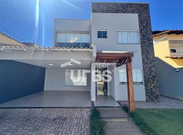 Casa · 303m² · 5 Quartos · 4 Vagas · 0 - Casa 5 quartos, sendo 4 suítes