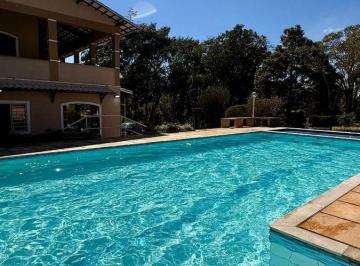 Casa de 6 quartos, Esmeraldas · Casa à venda no Condomínio Nossa Fazenda em Esmeraldas-MG