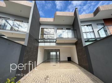 Foto 01 · Casa à venda em Joinville-SC, Costa e Silva: 3 quartos, 1 suíte, 2 salas, 3 banheiros, 4 vagas de ga