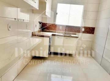 Foto 01 · Sobrado com 4 quartos, sendo 3 suítes, no bairro Bandeirantes