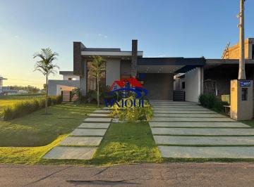 Casa · 450m² · 3 Quartos · 4 Vagas · Casa a venda no condomínio ninho verde 1 em Porangaba km 157 Castelo