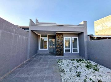 Casa · 70m² · 3 Quartos · 2 Vagas · Casa Nova para Locação de 03 Dormitórios no Bairro Green Portugal em Fazenda Rio Grande PR