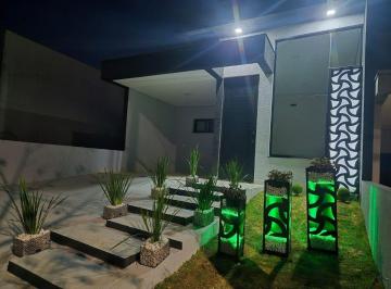Casa de 3 quartos, Sorocaba · Casa de 154 m² com 3 quartos à venda no Jardim Novo Horizonte