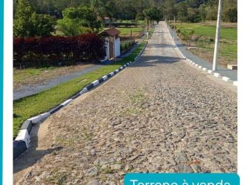 Terreno , Guararema · Terreno a venda com escritura, aceita financiamento