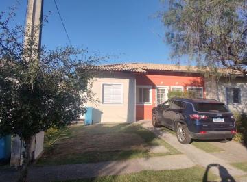 Casa de 2 quartos, Jacareí · Casa Bella - casa terrea em condomínio com corredor e quintal grande -2 dormitórios reformada