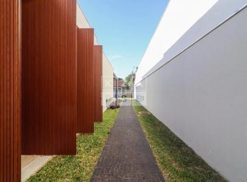 Apartamento · 500m² · 4 Quartos · 4 Vagas · Casa no Lago Sul! Recém construída com 4 quartos na QI 29.