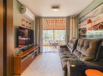 Apartamento · 200m² · 3 Quartos · 2 Vagas · Casa reformada na Vila Planalto com 3 quartos!