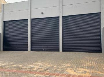 Comercial · 500m² · 4 Vagas · Barracão para alugar em Londrina, Antares, com 500 m²