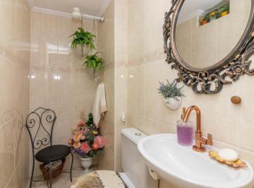 4f9a8225-7e08-478d-8a29-5689ac5bdd84 · Funcional cobertura para venda em Vila Regina com 4 quartos, sendo 1 suíte, 128m²