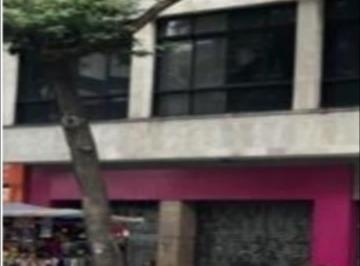 Comercial · 600m² · Loja na Praça Ramos de Azevedo, 229 - Térreo • 600 m²