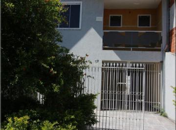 Casa · 148m² · 2 Quartos · 2 Vagas · Sobrado à Venda em Curitiba – Excelente Oportunida