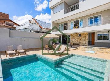 Casa · 447m² · 3 Quartos · 4 Vagas · Casa para venda em Chácara Das Pedras de 447.00m² com 3 Quartos, 3 Suites e 4 Garagens