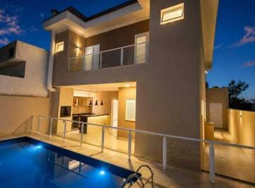 Casa · 250m² · 3 Quartos · 4 Vagas · Casa à venda em condomínio em Socoracab, no Residencial Jardim Campos do Conde, 3 suítes e 4 vagas.