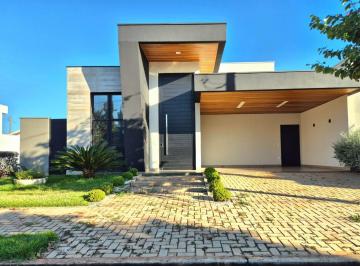Casa · 171m² · 3 Quartos · 4 Vagas · Casa de Condomínio para venda em Parque Residencial Damha de 171.00m² com 3 Quartos, 3 Suites e 4 Ga