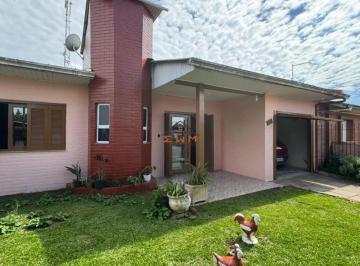 Casa · 3 Quartos · Casa no Bairro Primeiro de Maio em Farroupilha/RS