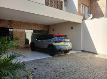 Casa · 237m² · 4 Quartos · 6 Vagas · Sobrado Comercial para Alugar Próximo ao Metro Santana 3 Suítes / 6 vagas