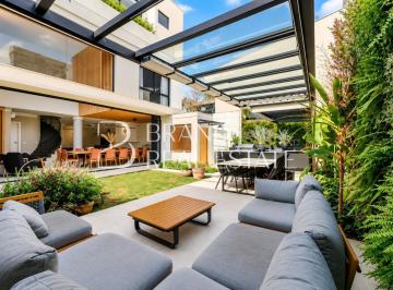 Casa · 500m² · 2 Quartos · 2 Vagas · Casa de Alto Padrão no Brooklin com 500m², Jardim, Terraço e 2 Suítes