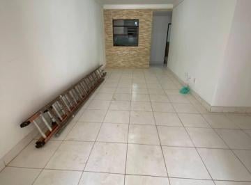 Casa de Rua 3/4 com Suíte, Garagem e Área Ampla · Casa de Rua 3/4 com Suíte, Garagem e Área Ampla