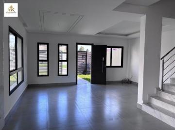Casa · 131m² · 3 Quartos · 2 Vagas · OPORTUNIDADE NO CAPÃO RASO 3 QUARTOS 1 SUITE 2 VAGAS 980 MIL