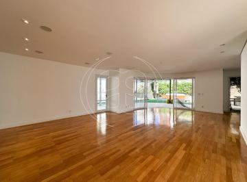 Casa · 620m² · 3 Quartos · 4 Vagas · LINDA CASA EM CONDOMÍNIO FECHADO! CAMPO BELO!