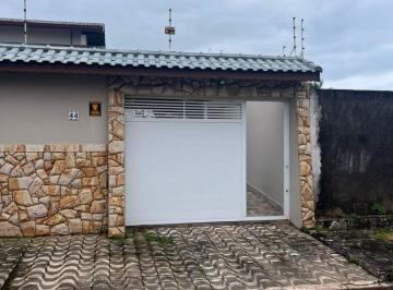 Casa de 4 quartos, Peruíbe · Casa à Venda em Peruíbe - Espaço, Conforto e Lazer para Toda a Família