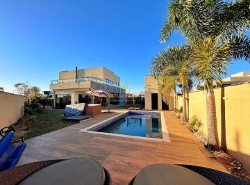 Casa · 327m² · 5 Quartos · 4 Vagas · Sobrado Mobiliado com 5 Dormitórios, Piscina Aquecida | Ninho Verde II