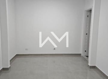 Comercial · 16m² · 1 Quarto · Sala Comercial com 16 m² na Av. Renato de Andrade Maia – Próximo ao Bosque Maia