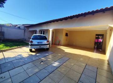Casa · 242m² · 3 Quartos · 2 Vagas · Casa com 3 Quartos à venda, 242m² por R$550.000,00, Antares, Londrina-PR