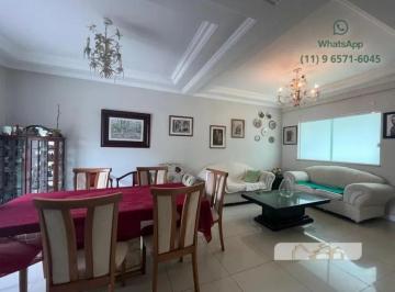 Casa de 4 quartos, São Paulo · Sobrado em Socorro com 190m²