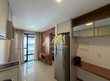 Foto 01 · Apartamento quarto e sala mobiliado com varanda, 32m2 no House Graça. Prédio novo, com academia, cow