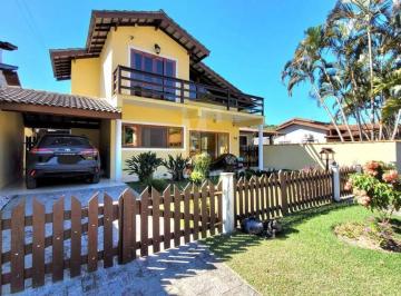 Casa · 237m² · 3 Quartos · 2 Vagas · CASA A VENDA EM CONDOMÍNIO PRÓXIMO A PRAIA DA MOCOCA EM CARAGUATATUBA - SP