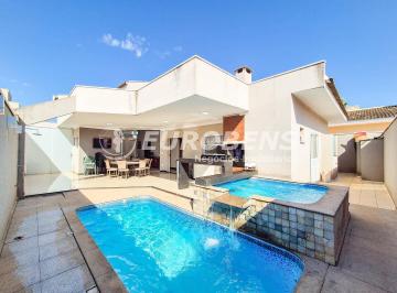 Casa · 225m² · 3 Quartos · 4 Vagas · Casa com piscina, ofurô e espaço gourmet no Gaivota I