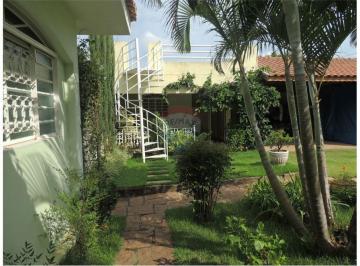 Rural · 293m² · 3 Quartos · 11 Vagas · "Chácara Espetacular em Vinhedo SP de Puro Encanto"