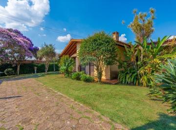 Casa · 263m² · 3 Quartos · 2 Vagas · RE/MAX VENDE Casa Térrea por R$1.380.000,00