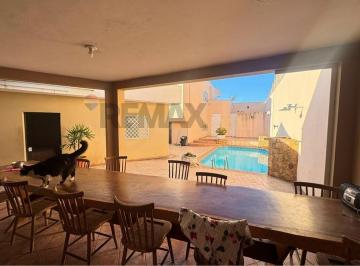 Casa · 220m² · 3 Quartos · 2 Vagas · CASA 3 DORMITORIOS 2 SUITES, PISCINA E AREA GOUMET