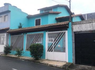 Casa · 280m² · 3 Quartos · 4 Vagas · Casa com Piscina em Guarulhos 290 m², 3 Dormitórios e 4 Vagas R$ 1.166.000