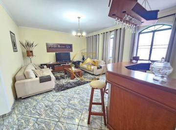 Casa · 260m² · 3 Quartos · 4 Vagas · Casa à venda em Campinas, Jardim Santa Genebra, com 3 quartos, com 260 m²