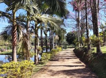 Rural · 180m² · 2 Quartos · 2 Vagas · Sítio em Monte Sião, MG