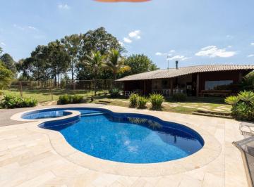 Casa · 516m² · 4 Quartos · 3 Vagas · Toda boa arquitetura sabe criar expectativa.