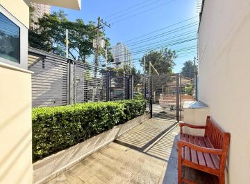 9f9dd28b-0b72-4472-a1df-9b00fa78a07b · Versátil apartamento para venda em Jardim das Acácias com 4 quartos, sendo 1 suíte, 130m²
