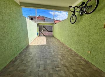 9e6f5c2c-e3ab-4835-9e83-f90794f328a7 · Deslumbrante sobrado para venda e locação em Jardim Triana com 3 quartos, sendo 1 suíte, 102m²